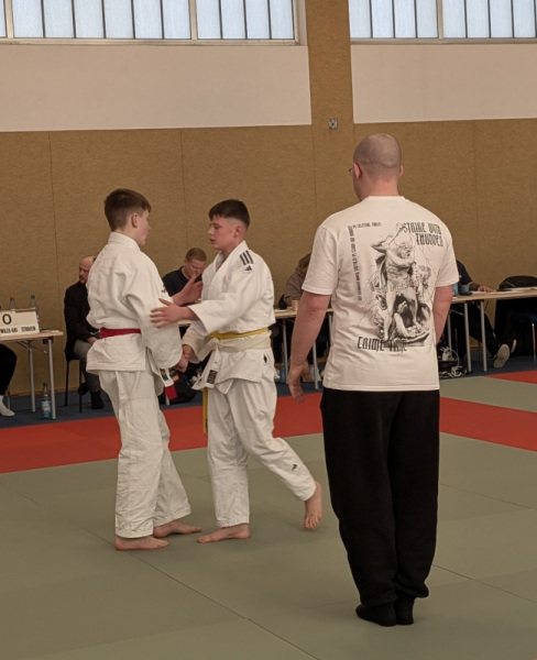 010_Pokal_Holth